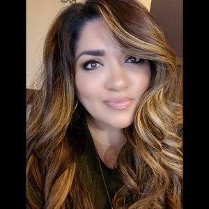 Meet your Posher, Lila